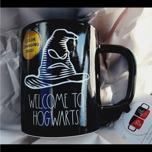 Rae Dunn | Dining | Harry Potter Welcome To Hogwarts Color Changing Mug ...